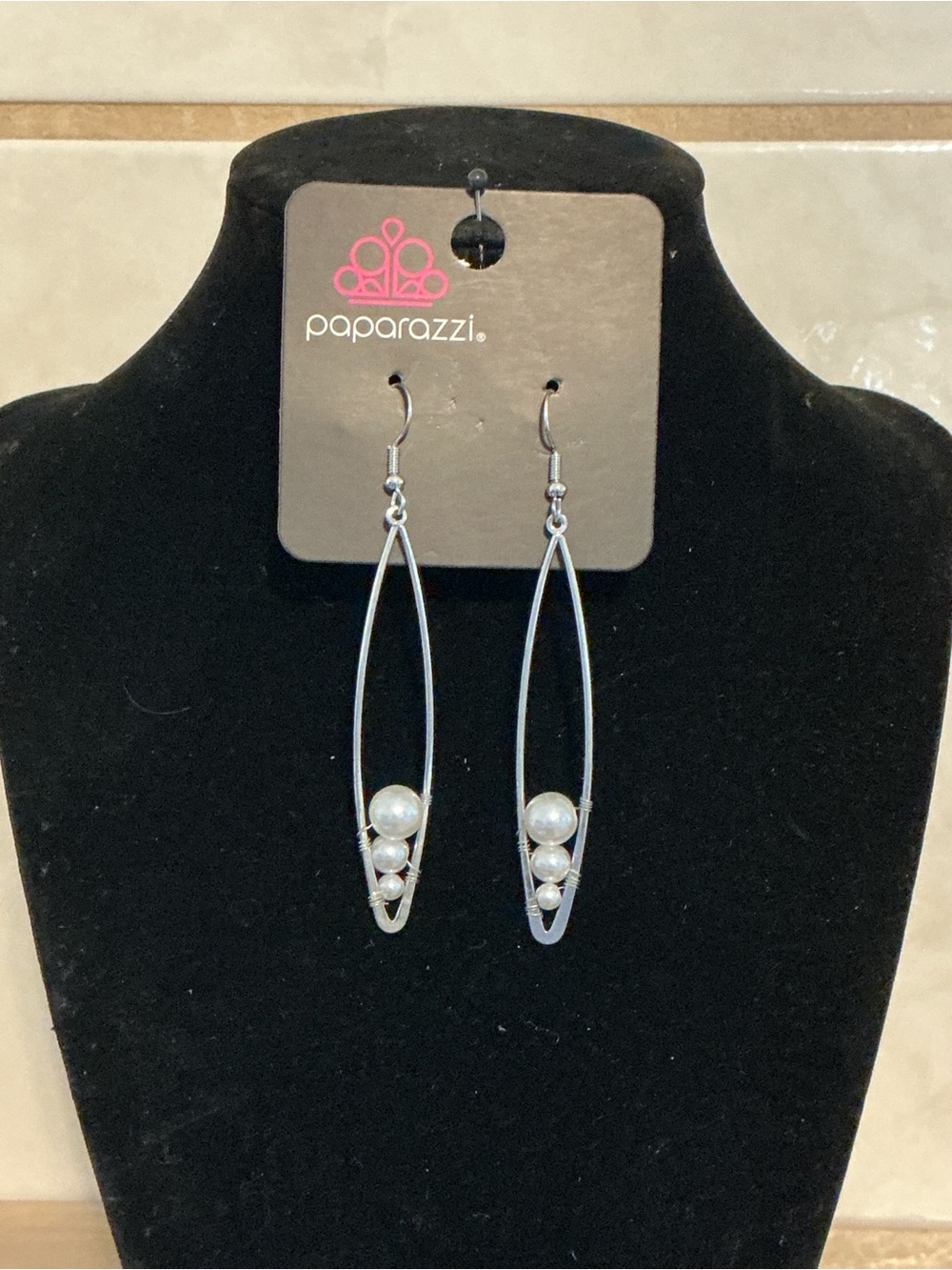 Paparazzi Silver Pearl Drop Earrings - Silver
